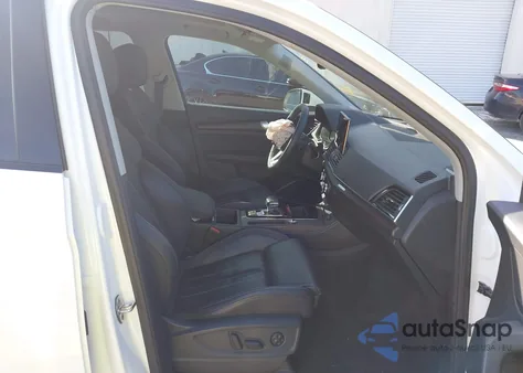 2022 Audi Q5 Premium Plus 45 Tfsi S Line Quattro S Tronic z USA, uszkodzony, nr VIN WA1EAAFY8N2056117